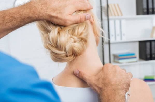 طب فیزیکی یا فیزیوتراپی برای درمان دیسک گردن